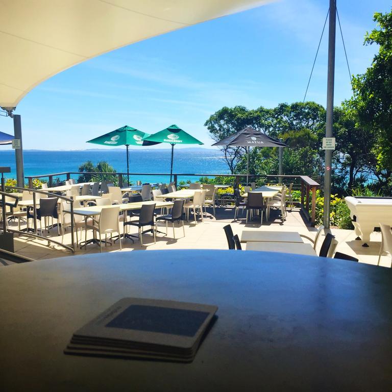 بوينت لوكاوت Stradbroke Island Beach Hotel الغرفة الصورة